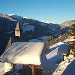 Joergishof * Untertscheltsch