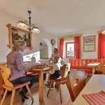 Joergishof Апартаменты Untertscheltsch