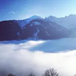 Joergishof * Untertscheltsch