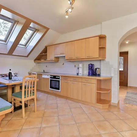 Joergishof Apartamento Untertscheltsch